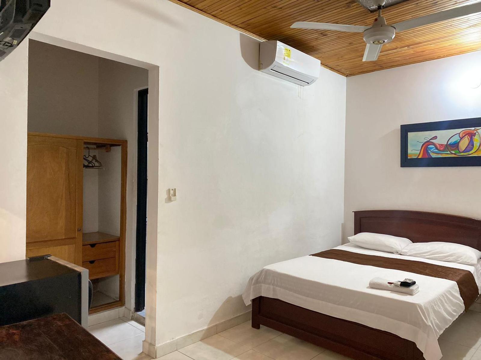 Hotel Kerana Moon Puerto Boyaca Esterno foto